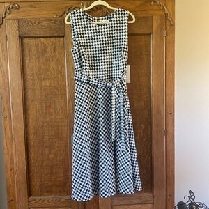 Calvin Klein sz 16 sleeveless fit in flare dress new with tags